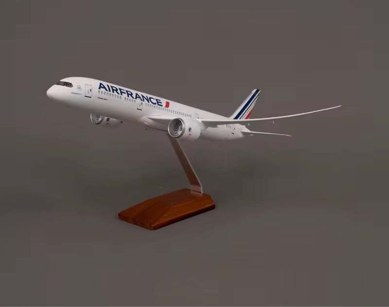 Boeing 787-8