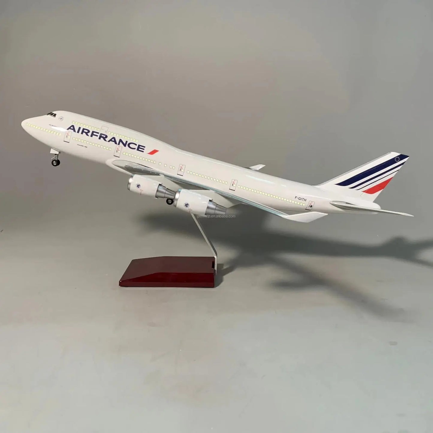 Boeing 747