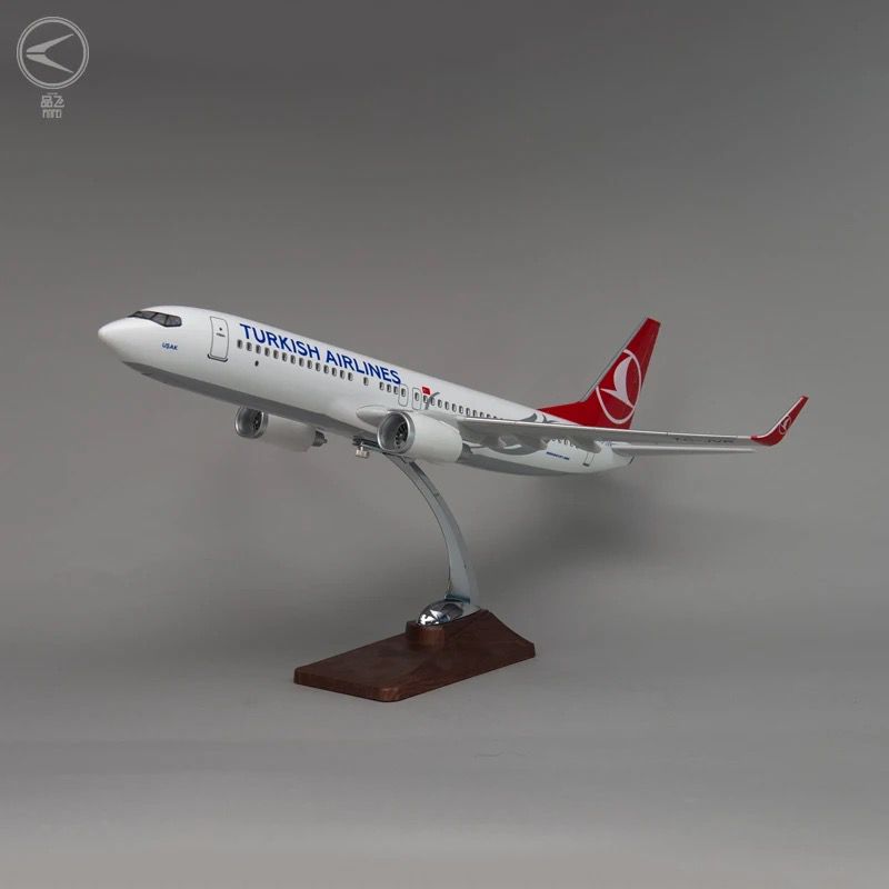 Boeing 737