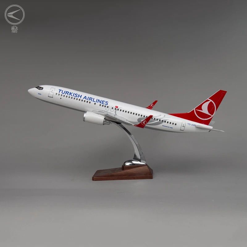 Boeing 737