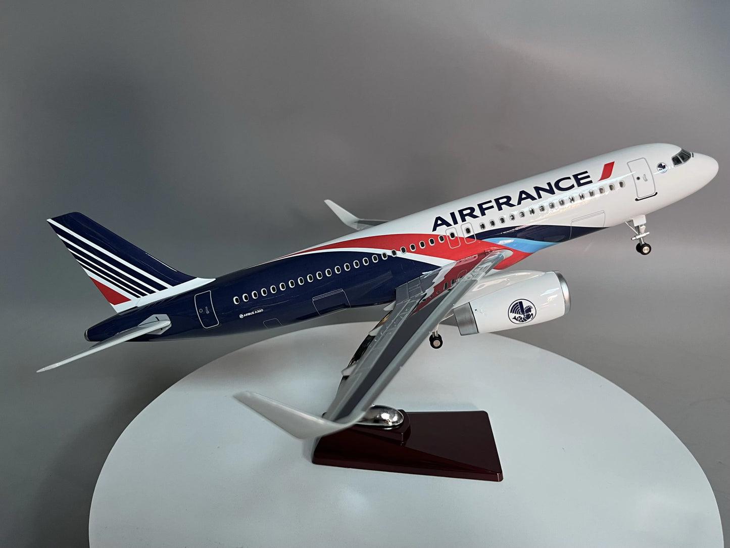 Airbus A320 et A320neo - Échelle 1:85 - Finition Premium