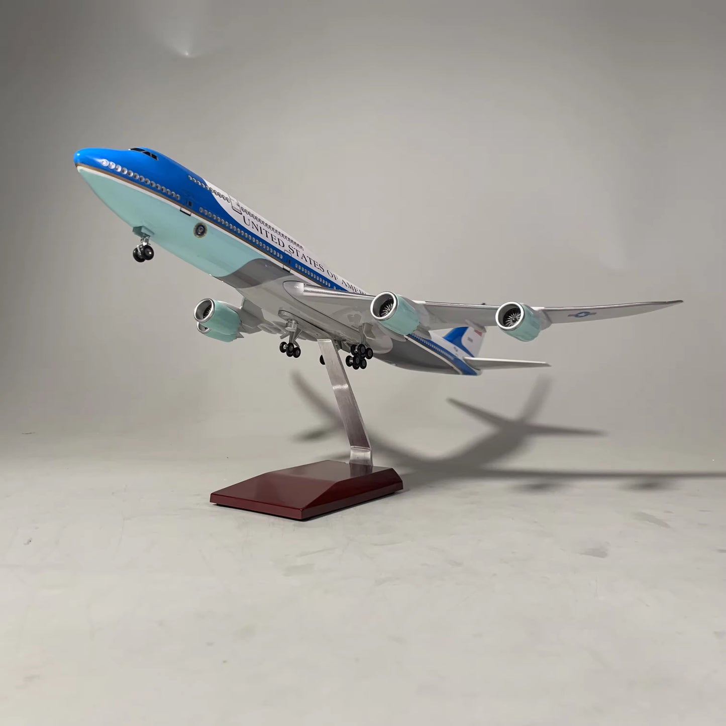 Boeing 747 – Échelle 1:150 – Finition Premium