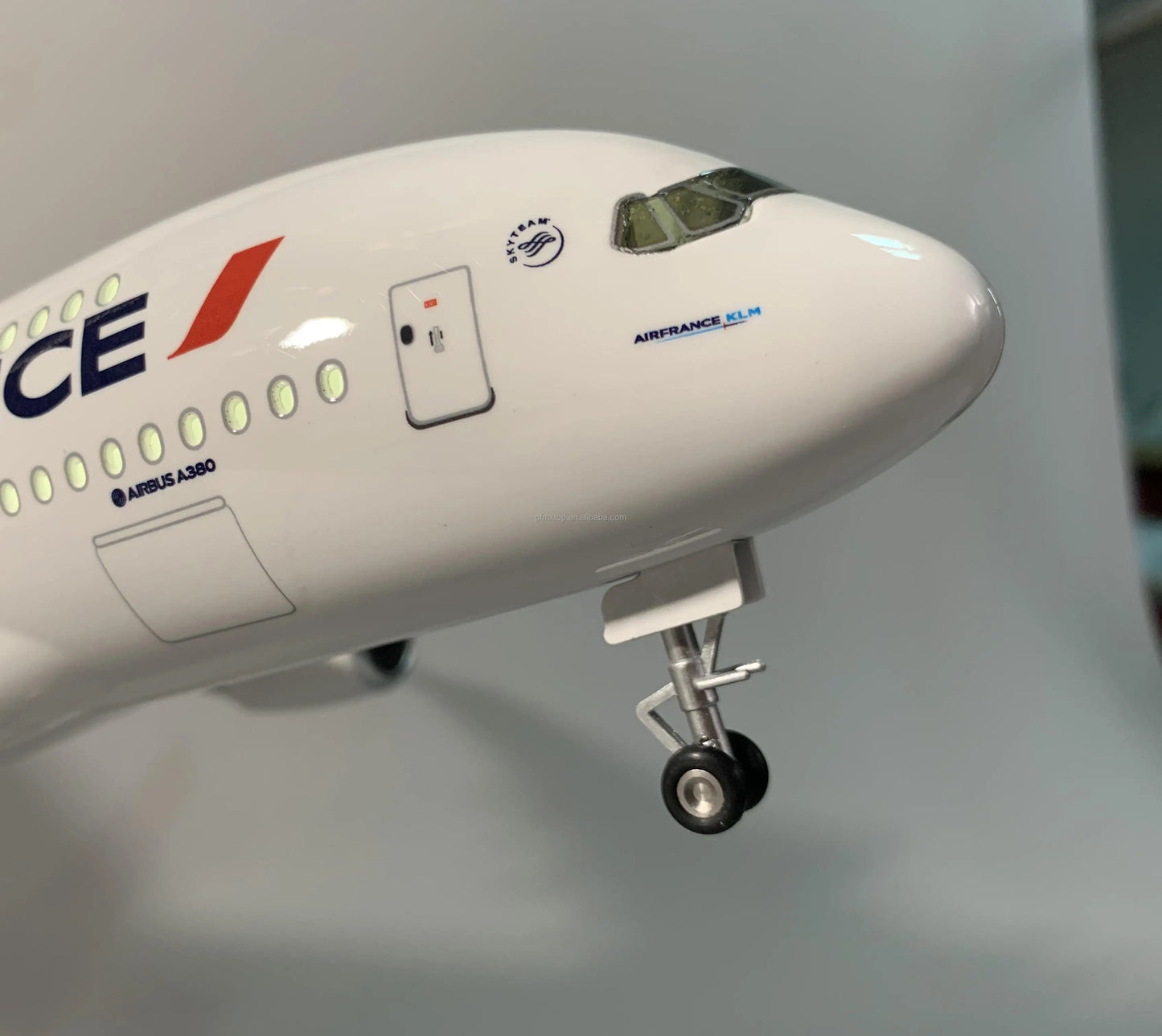 Airbus A380 - Échelle 1:160 - Finition Premium