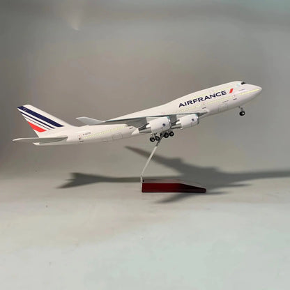 Boeing 747