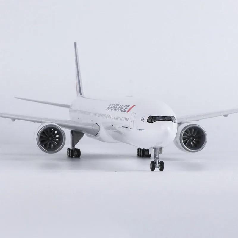 Boeing 777