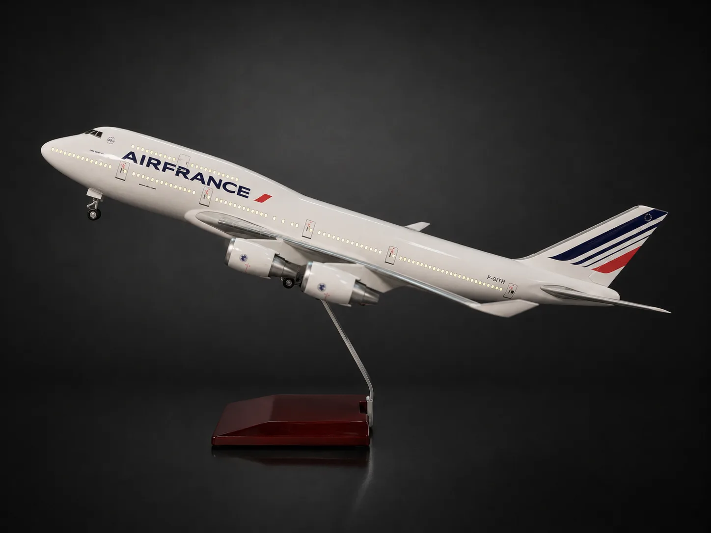 Boeing 747 Air France 🇫🇷 1:150 47 cm avec led 